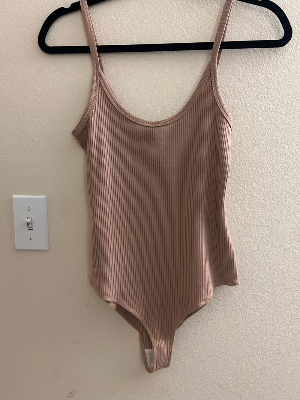 Reformation Ribbed Bodysuit - Size Medium - Beige Tencel Sustainable Basic